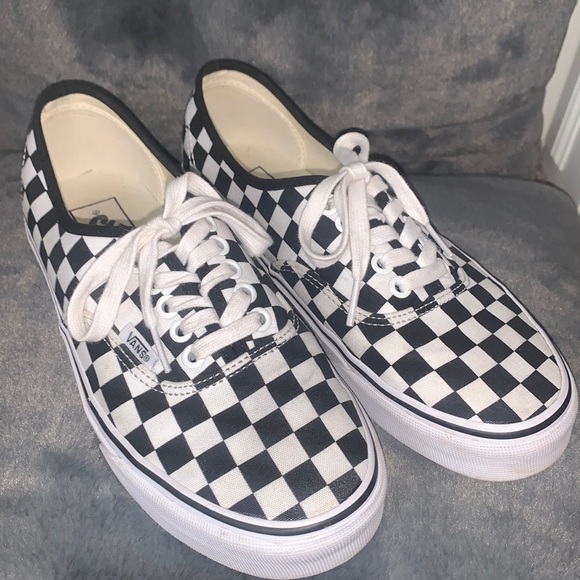 Vans Shoes - Checkered vans